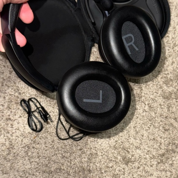 Soundcore Space Q45 Wireless Noise Cancelling Headphones - Picture 4 of 5